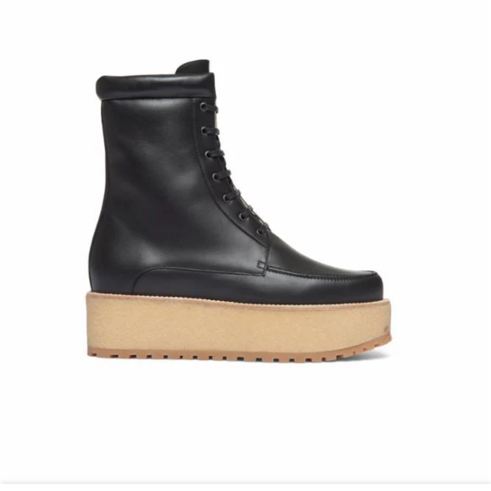 NWT! GABRIELA HEARST combat leather ANKLE BOOTS. Orig $1000+! Designer Goop
